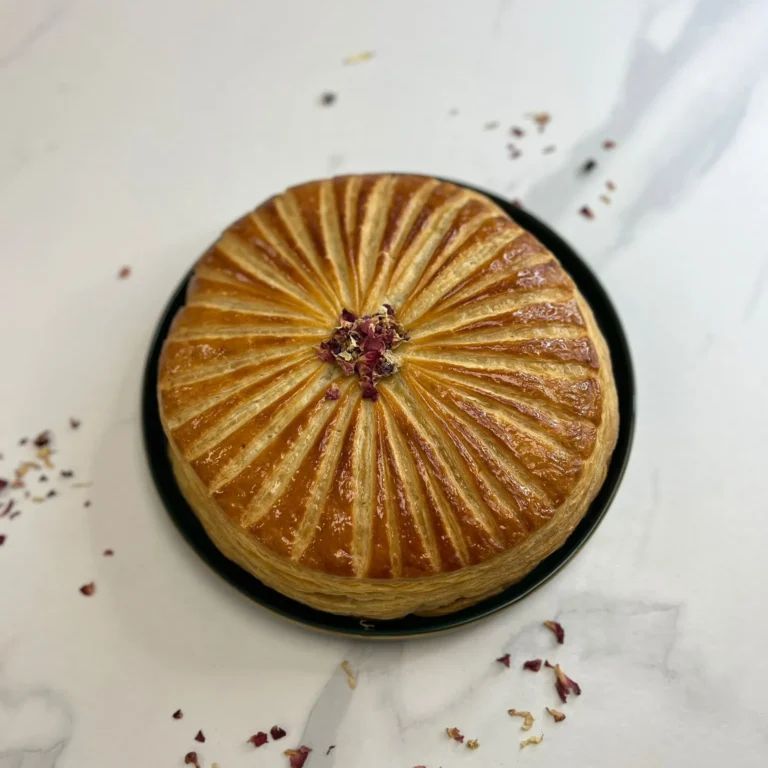 galette framboise réalisée par Candice Bakes atelier pâtisserie Vosges