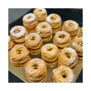 Mini paris-brest à la crème pralinée réalisés chez Candice Bakes